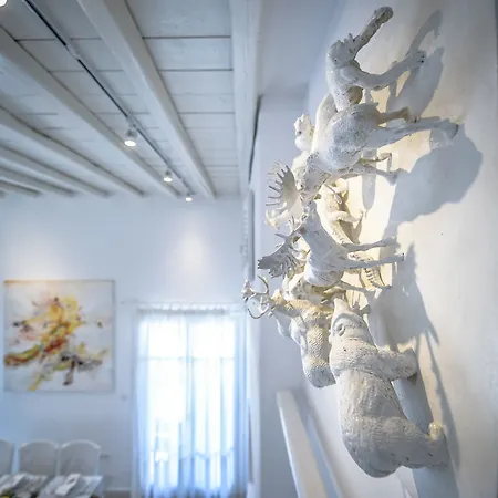 Mykonos Art 4*