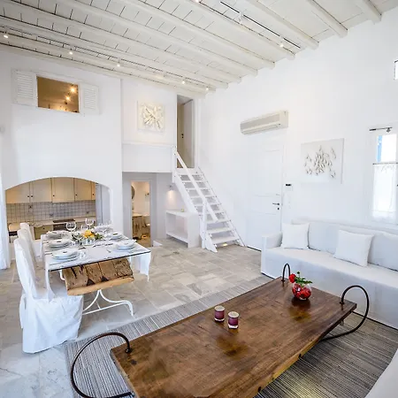 Mykonos Art 4*