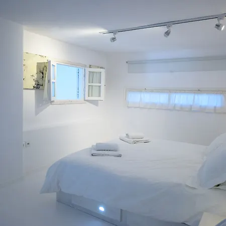 Hotel Mykonos Art 4*